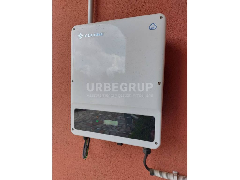 GRAN TORRE EN ABRERA CON 4 HABITACIONES Y GRAN PISCINA