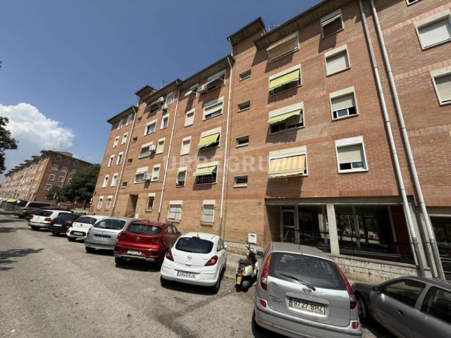 PISO DE 3 HABITACIONES CON TERRAZA EN CAN TUSELL