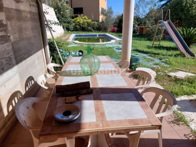 GRAN TORRE EN LAS MARTINAS CON 5 HABITACIONES JUNTO A TERRASSA