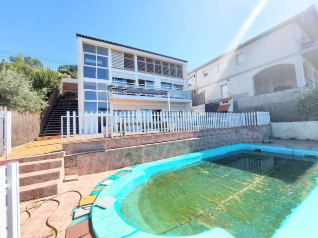 Casa en venda en Abrera