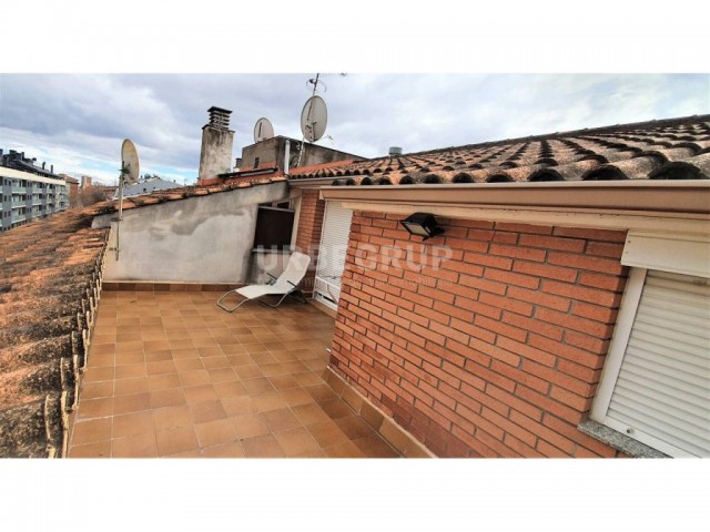 ACOGEDOR  DUPLEX EN ZONA OLÍMPICA CON PK INCLUIDO
