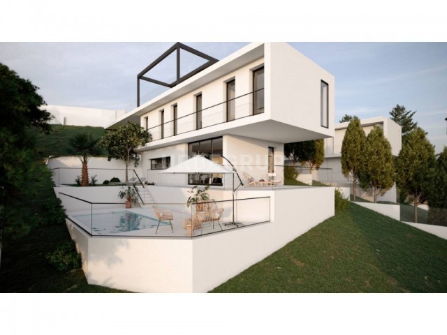PROMOCIÓN DE DOS CASAS DE OBRA NUEVA EN MATADEPERA