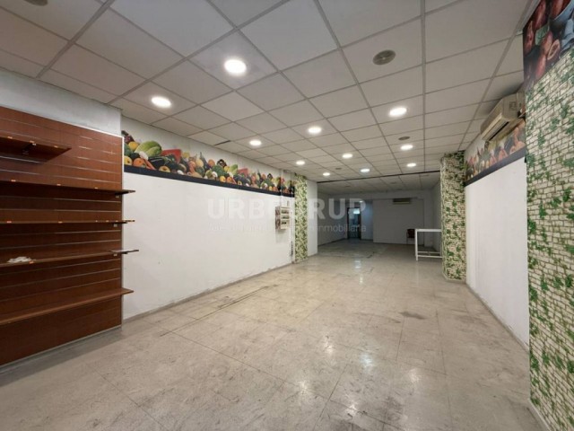 LOCAL COMERCIAL EN TERRASSA 
