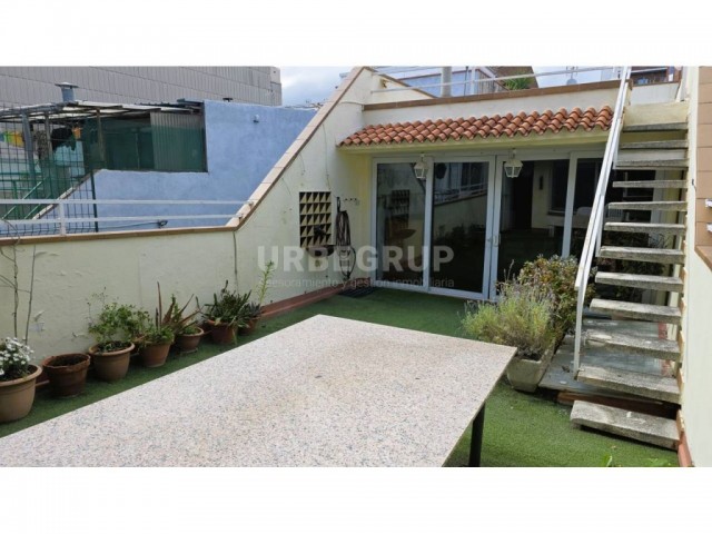 " OPORTUNIDAD " PISO TIPO CASA GRAN  GARAJE Y TERRAZA