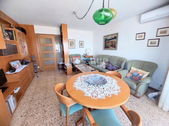  PISO EN SANT PERE, 4 HABITACIONES, PARA ENTRAR A VIVIR