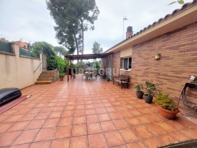 Torre en venda en Ullastrell