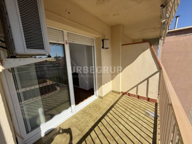  PISO CAN AUREL , 4 HABITACIONES, 2 TRASTEROS Y PARKING INCLUIDO