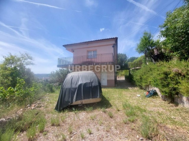 TORRE A ESPARRAGUERA, CAN VINYALS. PERFECTE ESTAT