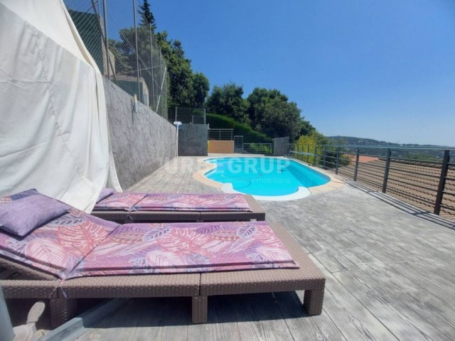 TORRE EN MATADEPERA-LES PEDRITXES, 4 HABITACIONES, PISCINA Y GRAN FRONTÓN