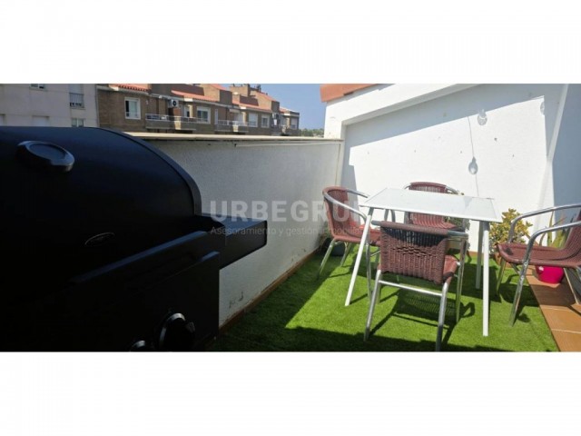 FANTÁSTICO ATICO DUPLEX SEMINUEVO EN CAN ROCA II, PRECIOSO