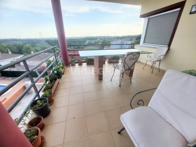 GRAN TORRE BIFAMILIAR EN ESPARRAGUERA,MAS D