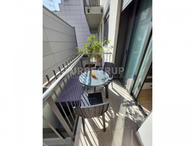 PISO SEMINUEVO JUNTO A RAMBLA, 3 HABITACIONES Y PK  OPCIONAL.. MUY ACTUAL