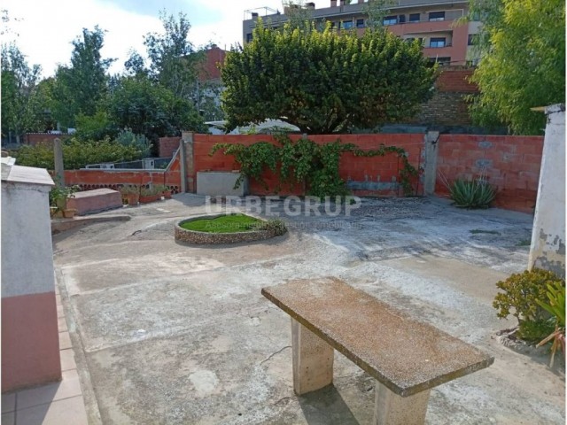 OPORTUNIDAD MARTORELL! TERRENO URBANIZABLE CON VIVIENDA