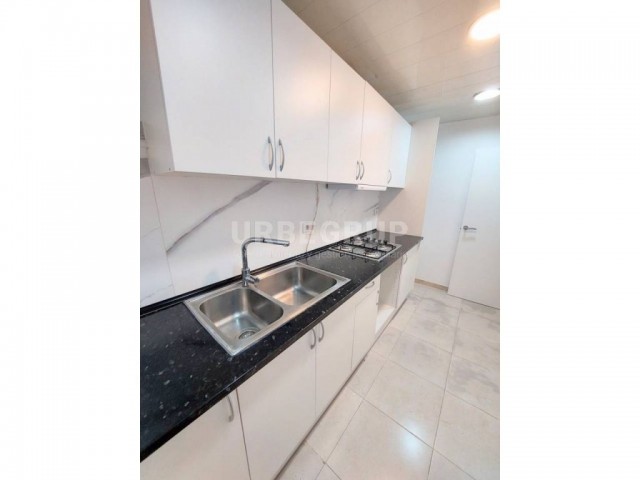 PISO EN PLANTA BAJA DE 3 HABITACIONES SEMIREFORMADO EN LA GRIPIA