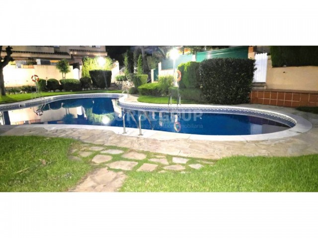 ALTAFULLA CASA CANTONERA AMB GARATGE MOLT ACOLLIDORA