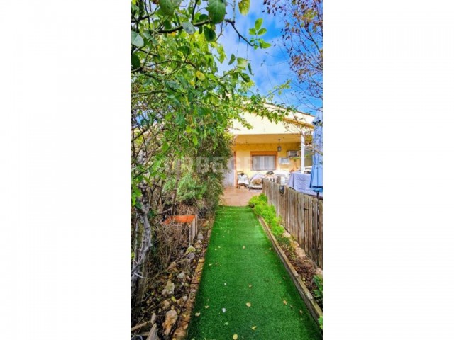 CASA INDEPENDIENTE EN LA BISBAL DEL PENEDES 