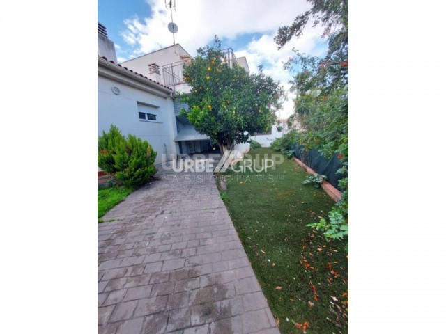 TORRE EN CAN COSTA DE CASTELLBISBAL, 4 HABITACIONES CON ENTREGA INMEDIATA