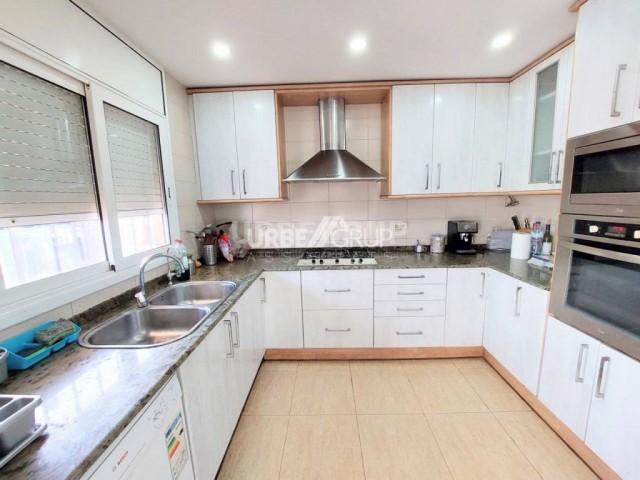 TORRE EN CAN SOLA DE RUBI, 4 HABITACIONES,GRAN  ESTUDIO Y GARAJE , AMPLIABLE A DOS VIVIENDAS