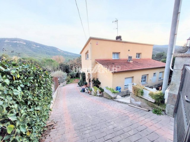 TORRE EN TORREBLANCA 1 DE VACARISSES, 4 HABITACIONES