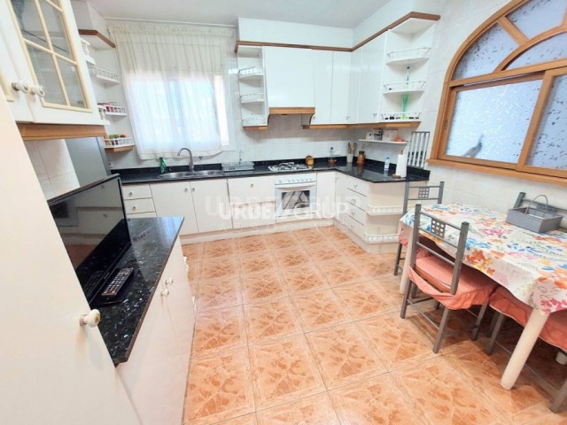 TORRE EN CAN PARELLADA ,4 HABITACIONES CON PISCINA, SUPERCOMODA