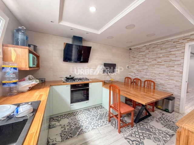 CASA REFORMADA EN SANT PERE NORD, GRAN GARAJE Y TERRAZA 80m²