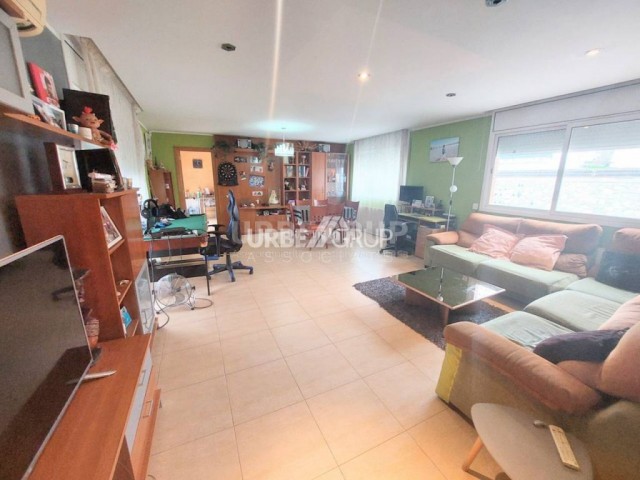  CASAS EN VILADECAVALLS, INIGUALABLE, PRECIO ÚNICO POR 2 CASAS