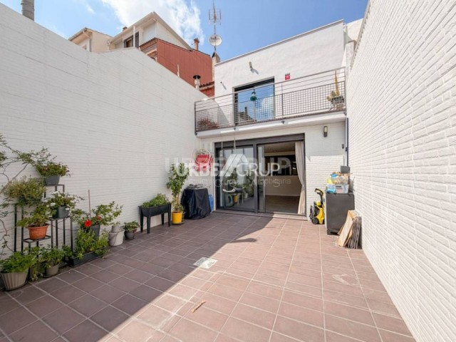 CASA SEMINUEVA EN SANT PERE NORD